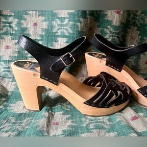 Swedish Hasbeens Black Woven Leather Clog Sandals Women’s 8 / EU 38 Scandi Boho